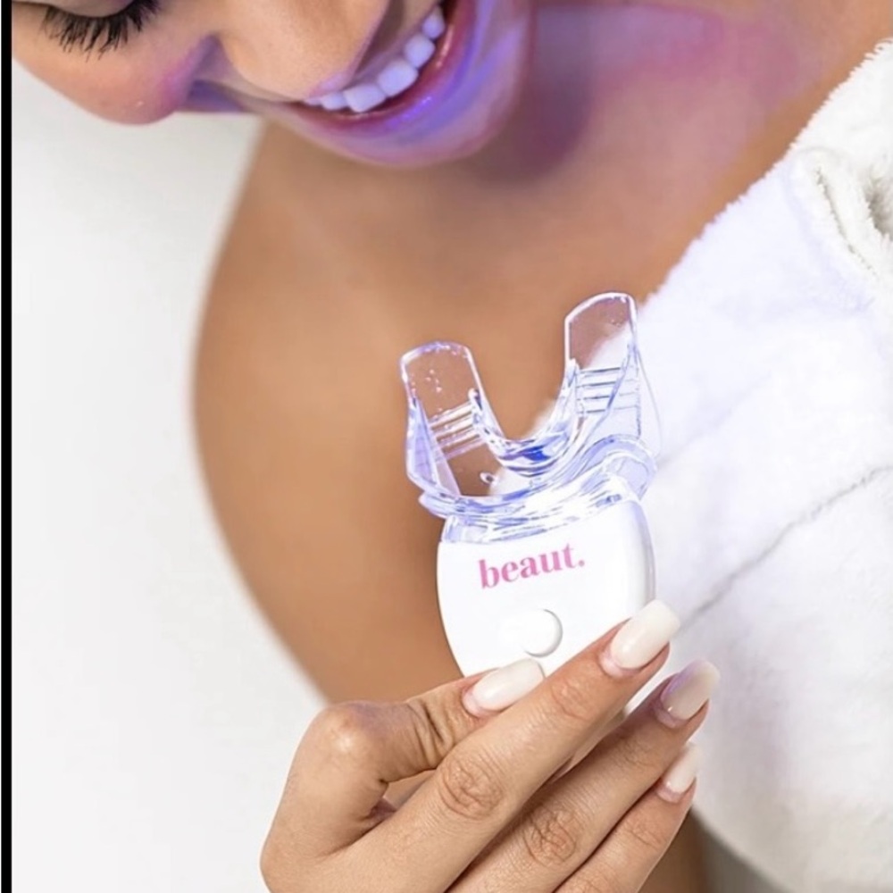 BEAUT. Teeth Whitening Kit with LED Light